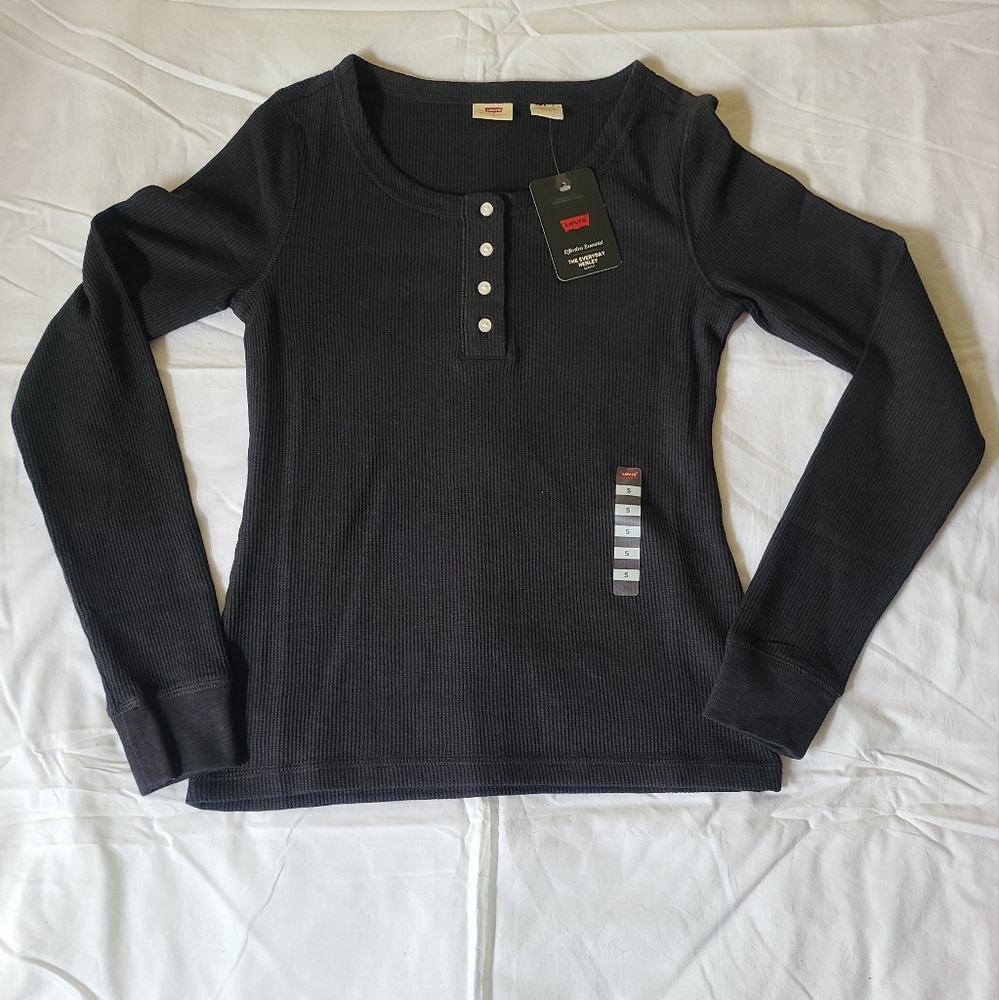 Levis long-sleeve
